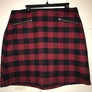 High waisted plaid skirt